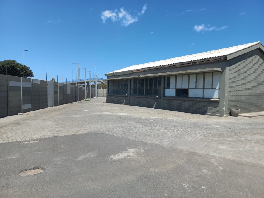 To Let commercial Property for Rent in Paarden Eiland Western Cape